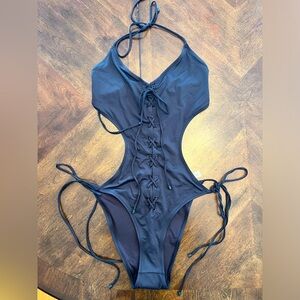 NWT SKIMS Signature Swim Lace Up Monokini Size 4X in Onyx